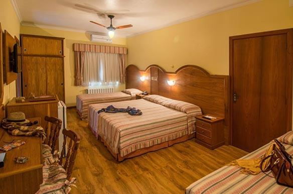 Hotel Sky Грамаду Екстериор снимка