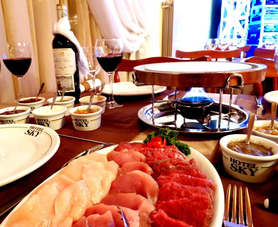 Hotel Sky Грамаду Екстериор снимка