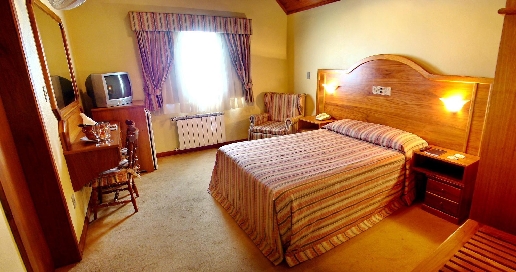 Hotel Sky Грамаду Екстериор снимка