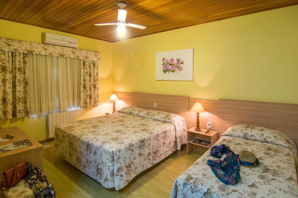 Hotel Sky Грамаду Екстериор снимка