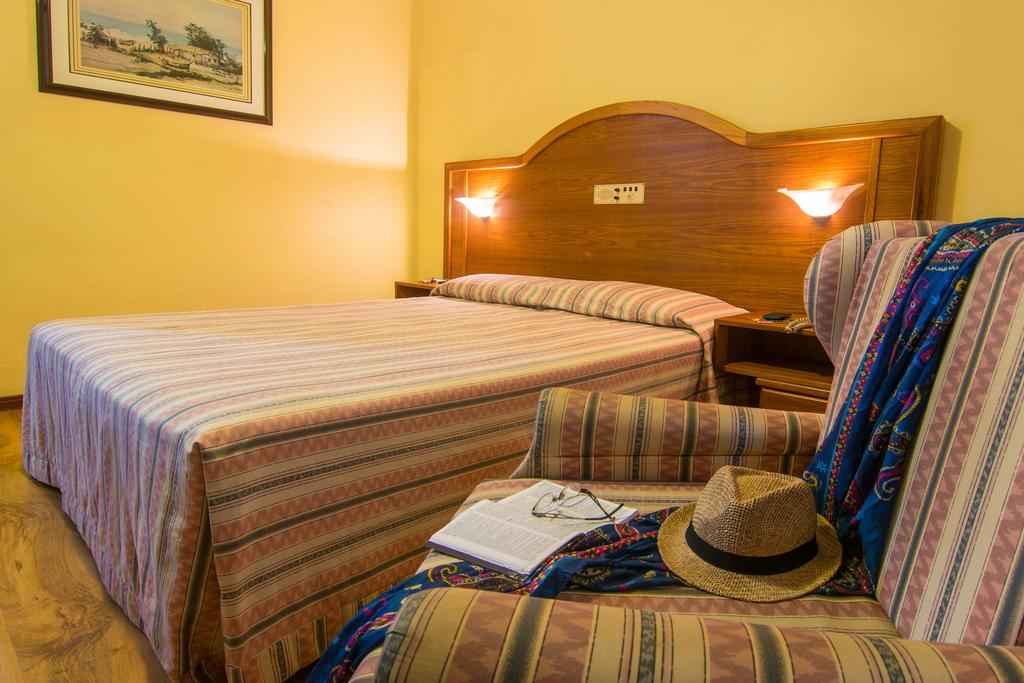 Hotel Sky Грамаду Екстериор снимка