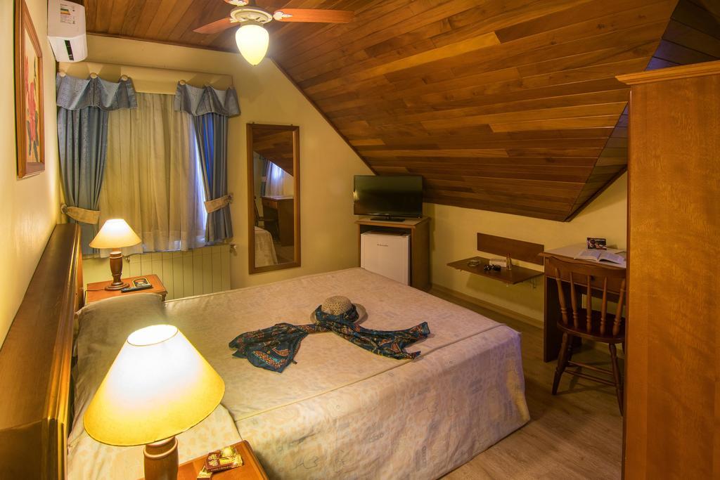 Hotel Sky Грамаду Екстериор снимка