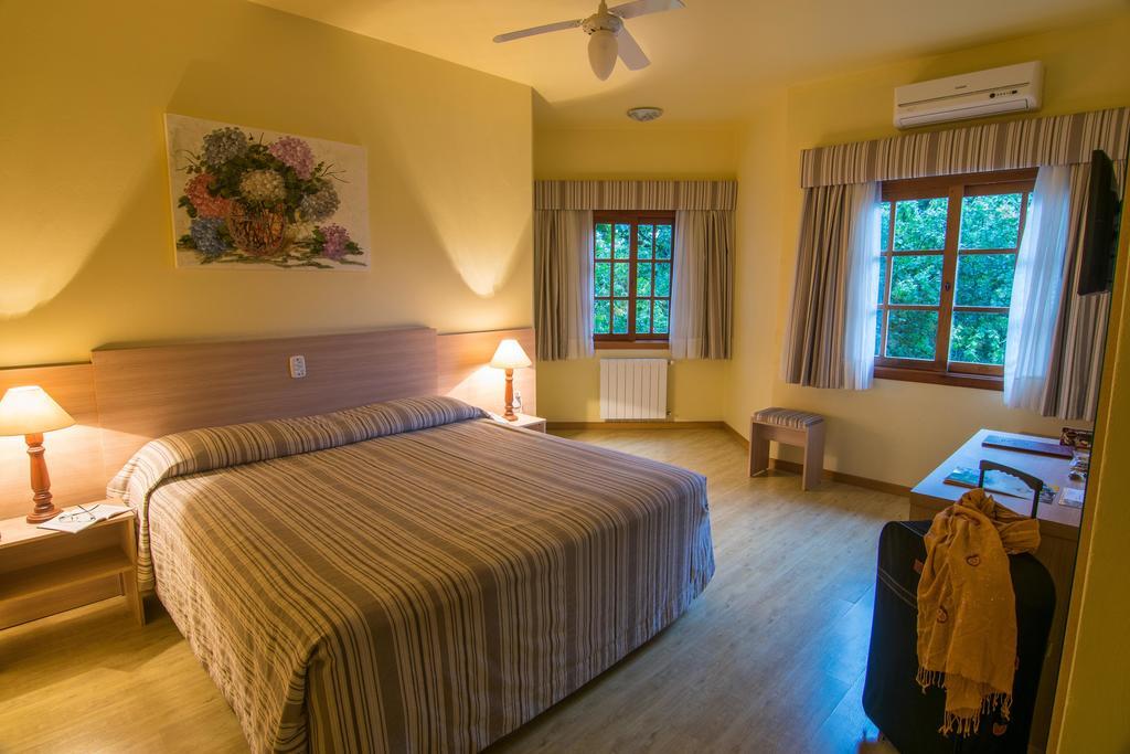 Hotel Sky Грамаду Екстериор снимка