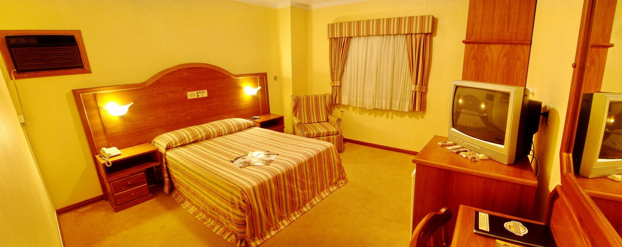 Hotel Sky Грамаду Екстериор снимка