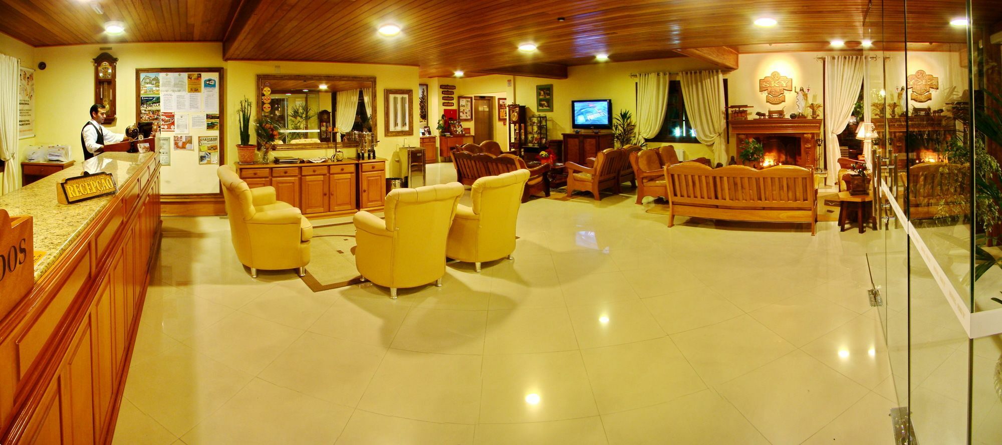 Hotel Sky Грамаду Екстериор снимка